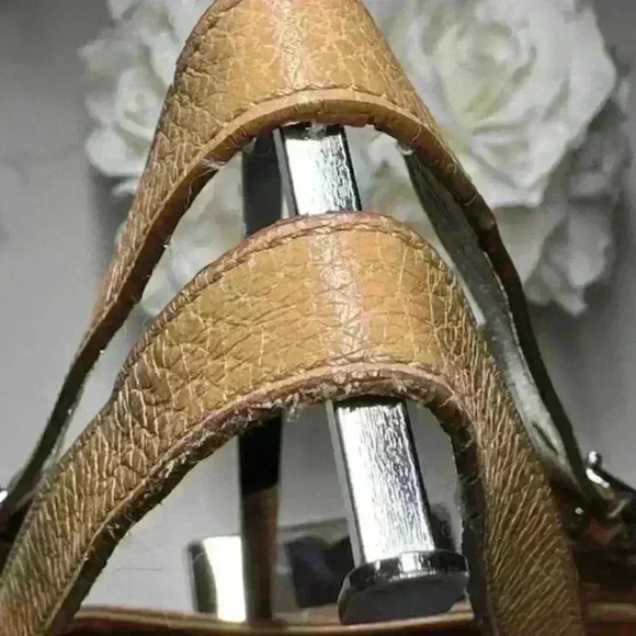 Coach Gallery F13761 Golden Tan Patent Leather Medium Shoulder Bag Turn Locks - Picture 11 of 13